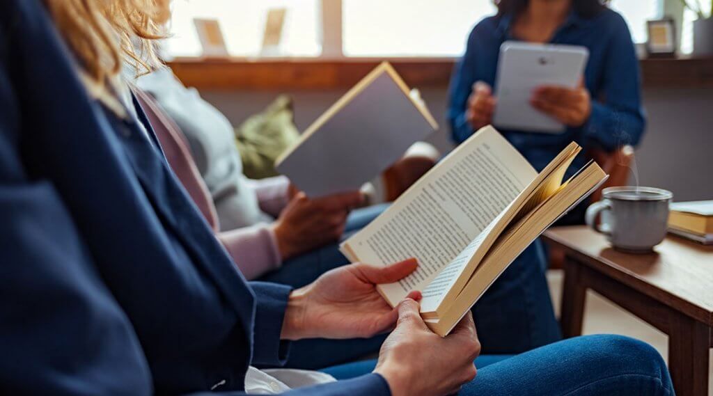 Let’s Read English
